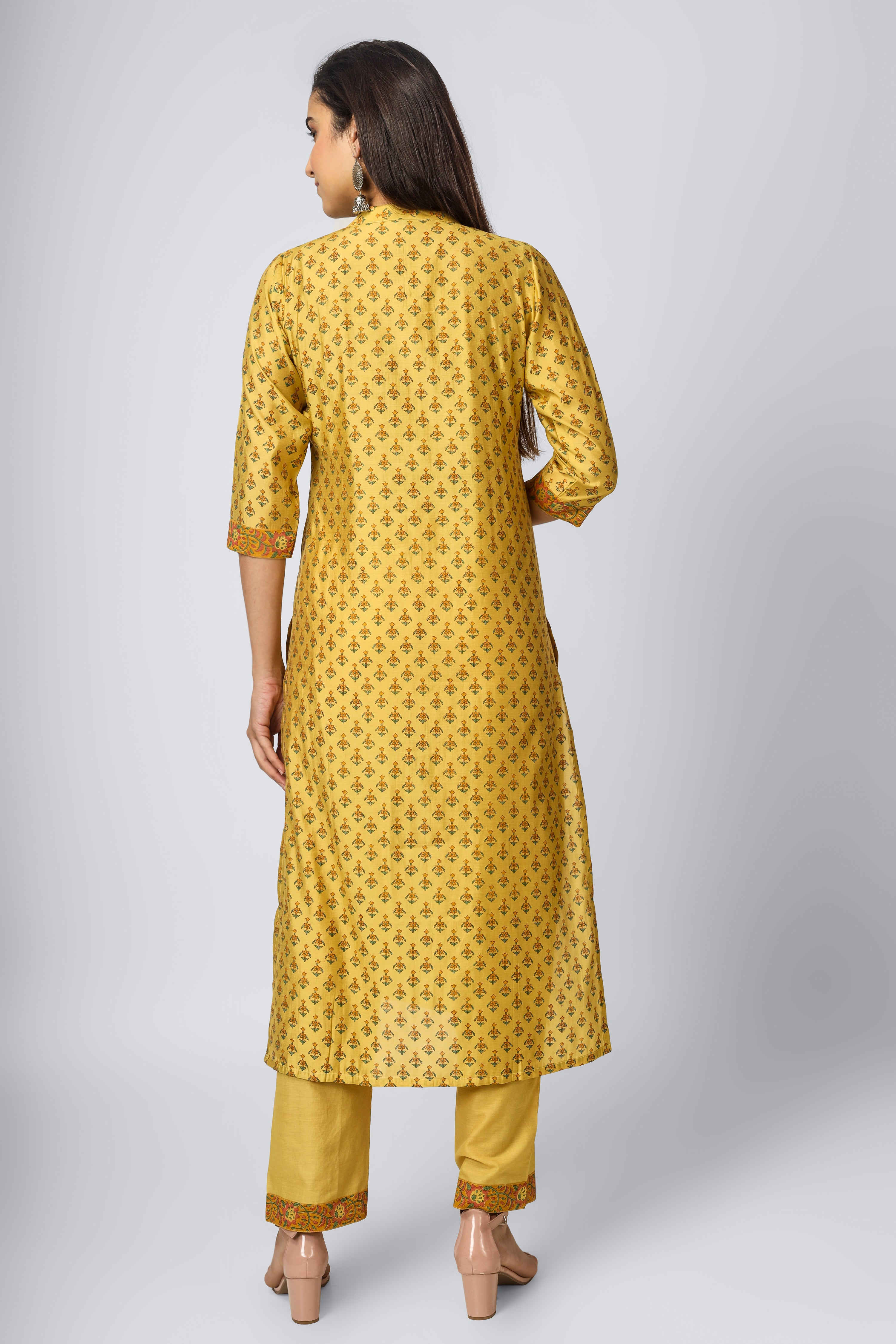 Exquisite Hand-Worked Nayra Cut Kurti Set with Pant and Embroidered Bo –  Sukriti Store